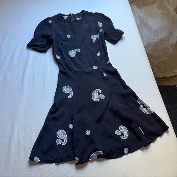 REFORMATION dark navy blue paisley short sleeve viscose mini dress